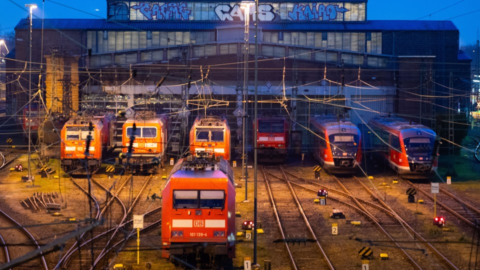 Streik bei der Bahn hat begonnen massive Beeinträchtigungen erwartet