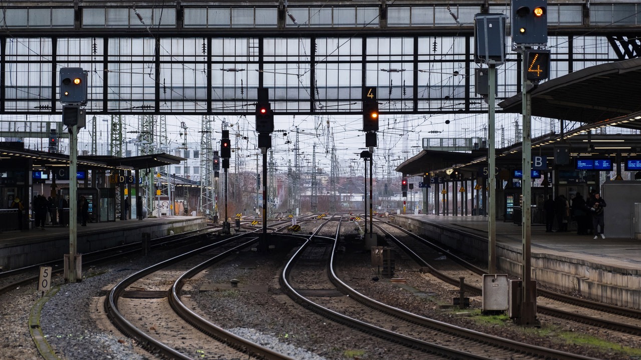 Streik bei der Bahn hat begonnen massive Beeinträchtigungen erwartet