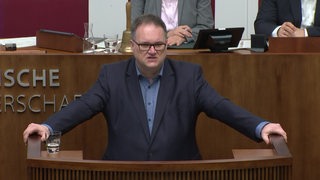 Bremens Finanzsenator Björn Fecker hält eine Rede in der Bremischen Bürgerschaft.