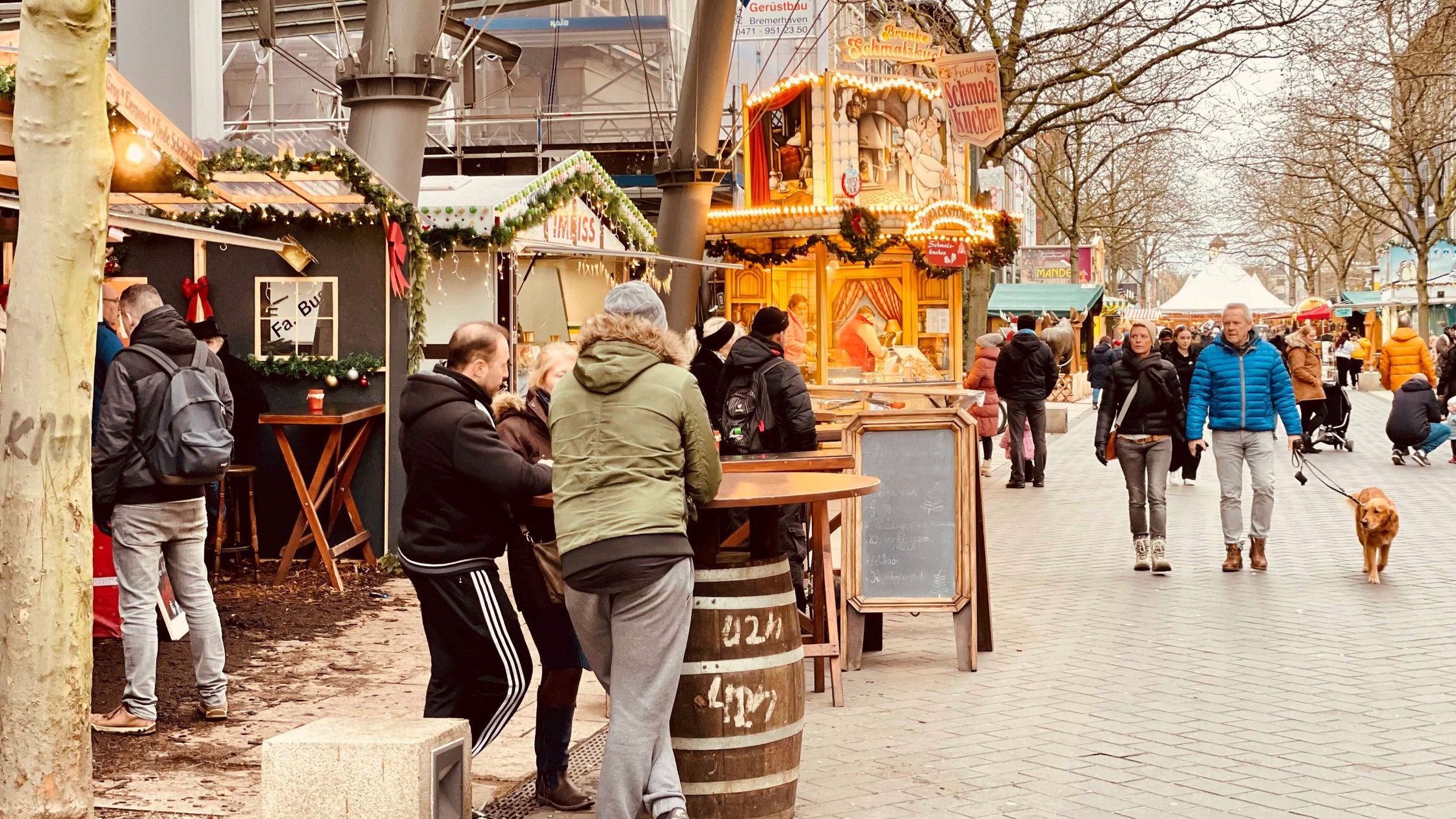 Schausteller und Besucher zufrieden mit Bremerhavener Weihnachtsmarkt