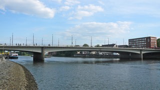 Die Wilhelm-Kaisen-Brücke in Bremen