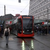 Eine Bahn der BSAG steht am Bremer Hauptbahnhof