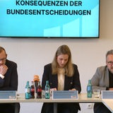 Röwekamp, Winter und Strohmann von der Bremer CDU bei einer Pressekonferenz