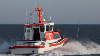 Das Seenotrettungsboot Wolfgang Paul Lorenz der Deutschen Gesellschaft zur Rettung Schiffbrüchiger (DGzRS)