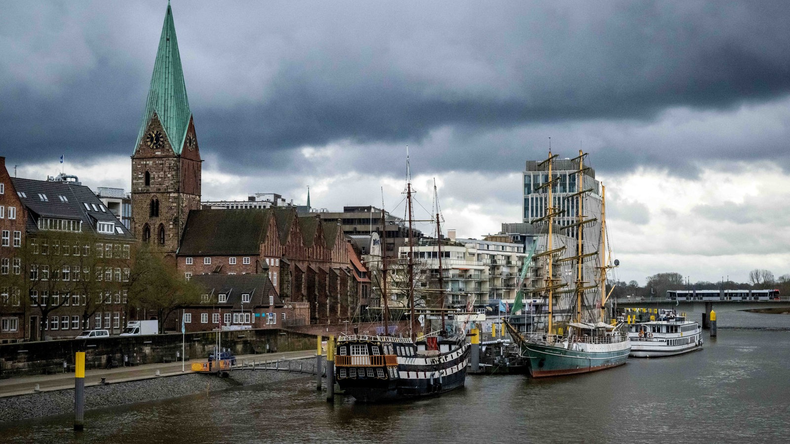 Bremen climate germany weather fotolia coastal affect tourism plans