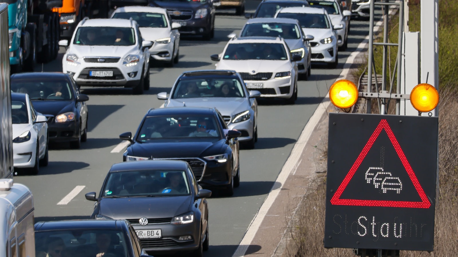 Verkehr Auf Der A1 Bei Bremen Staut Sich Zu Ostern - Buten Un Binnen