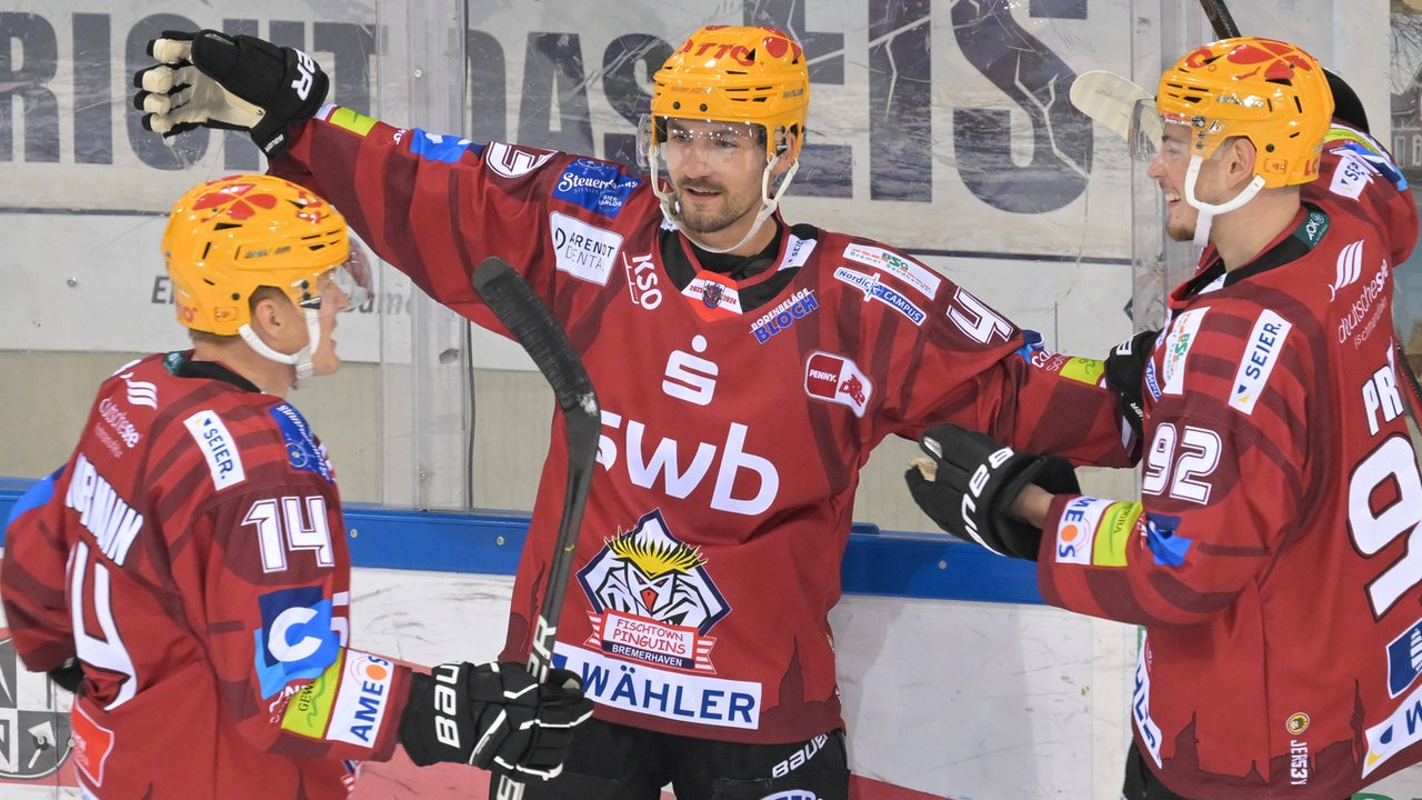 Fischtown Pinguins Feiern Klaren Heimerfolg Gegen Grizzlys Wolfsburg ...