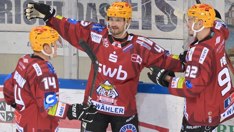 Bremerhavener Pinguins Erobern Durch Sieg Gegen Düsseldorf Platz 2 ...