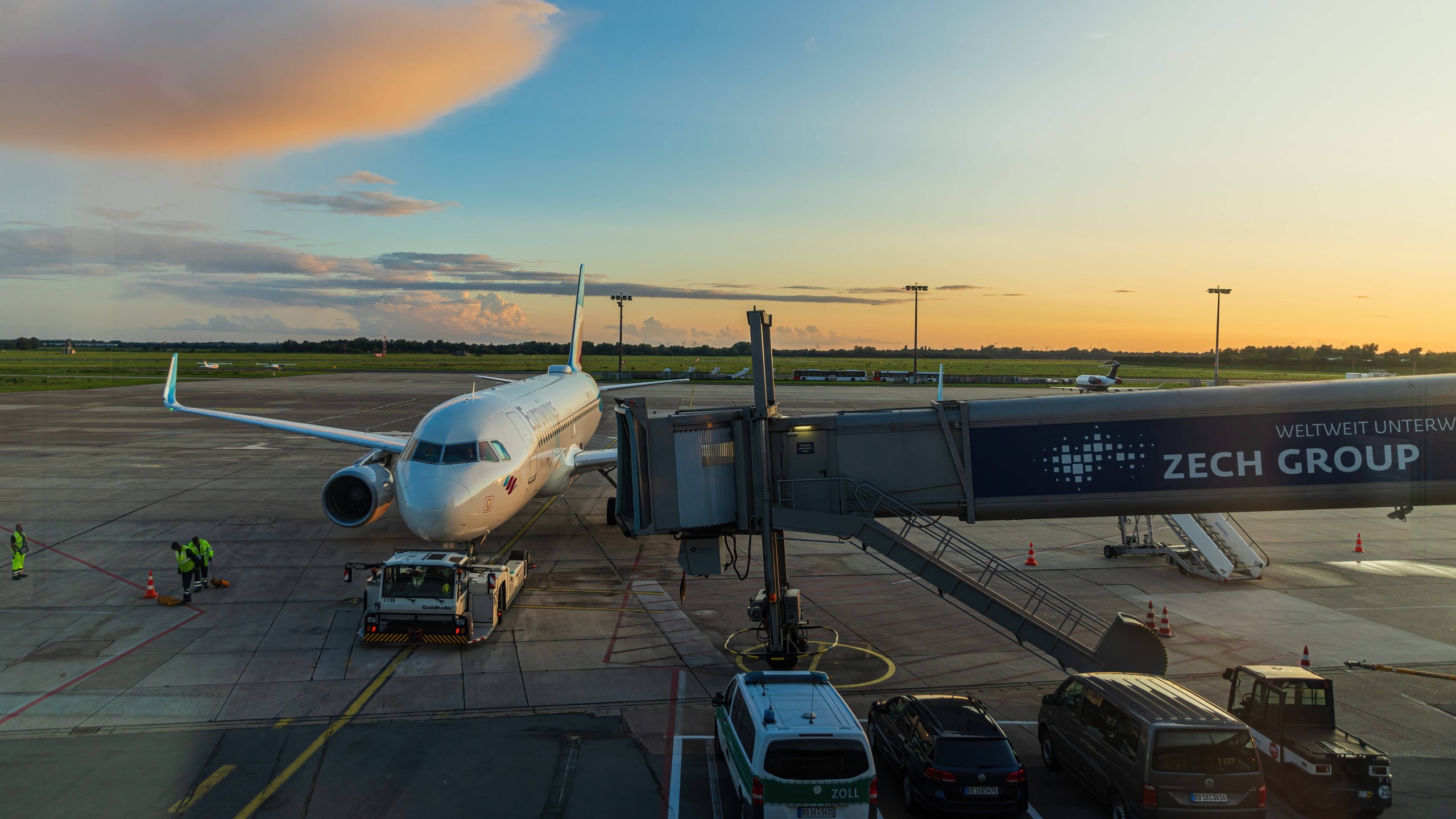 Verdi-Streik An Flughäfen – Flug Von Stuttgart Nach Bremen Fällt Aus ...