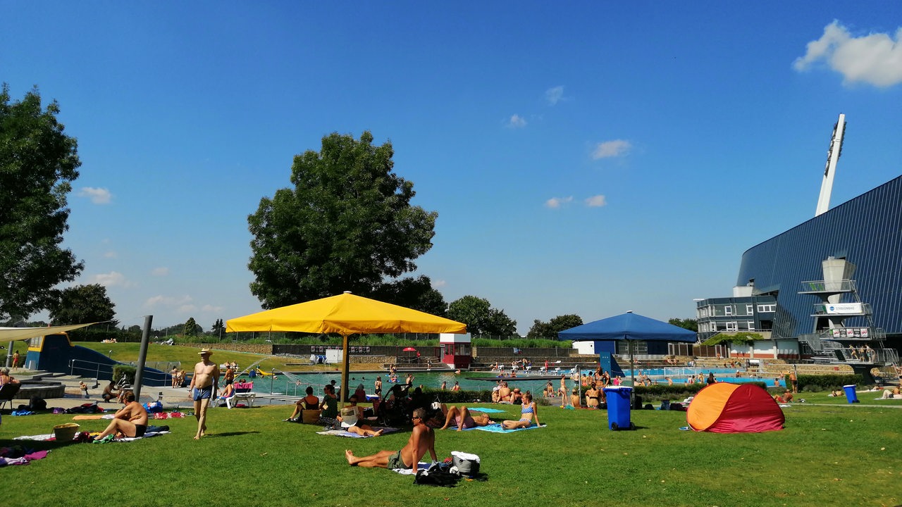 Big crowds in outdoor pools in the state of Bremen: Hardly any tickets