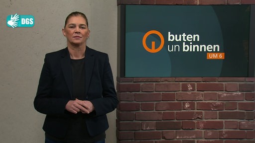 Die Gebärdendolmetscherin Gunda Helmes im Studio von buten un binnen