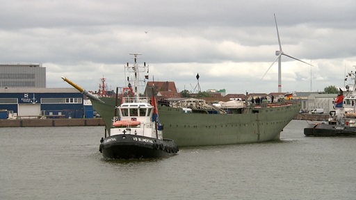 Gorch Fock läuft aus