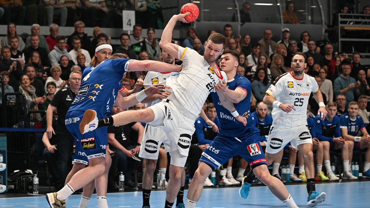 Handballer geben bei WM-Test in Bremen den Sieg aus der Hand