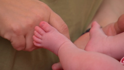 der Fuß eines Babys.