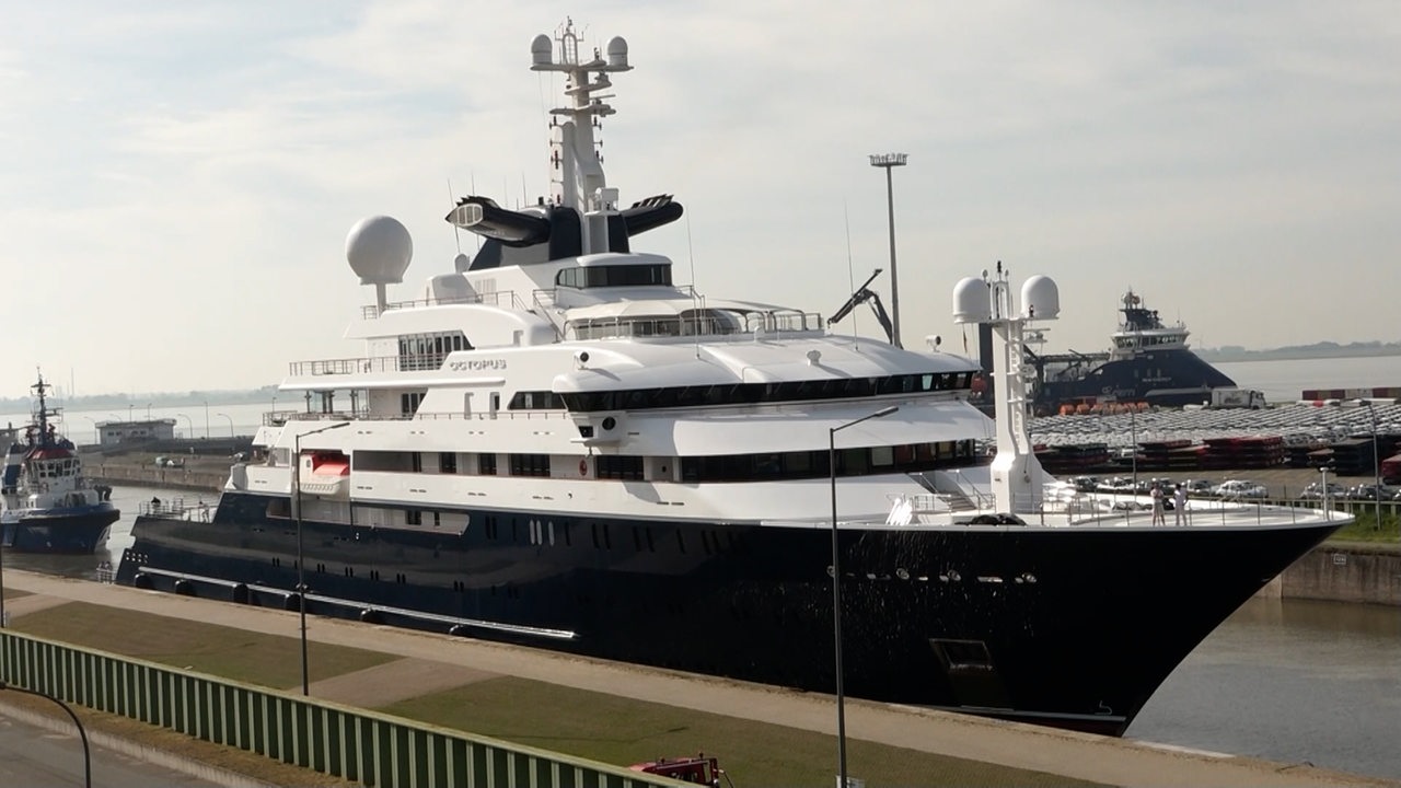 yacht octopus bremerhaven