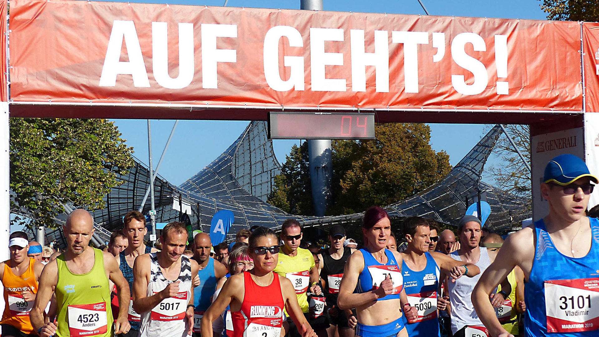 Simon Bong und Jennifer Janele gewinnen den 18. BremenMarathon buten