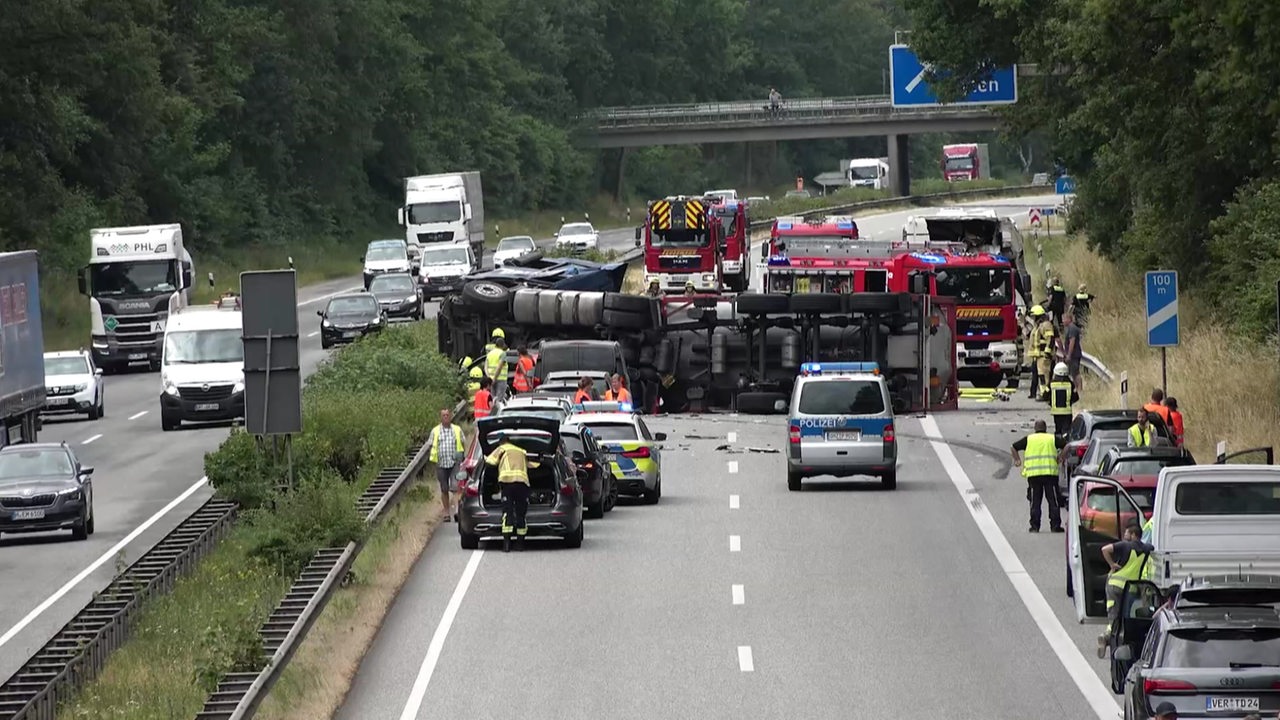 12 Stunden Sperrung A27 Richtung Bremen Nach Lkw Unfall Wieder Frei Buten Un Binnen 7841