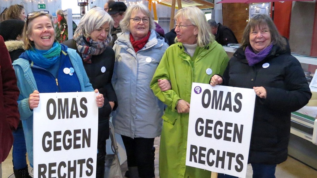 "Das Macht Mut": Bremerhavens "Omas Gegen Rechts" Feiern 5. Geburtstag ...