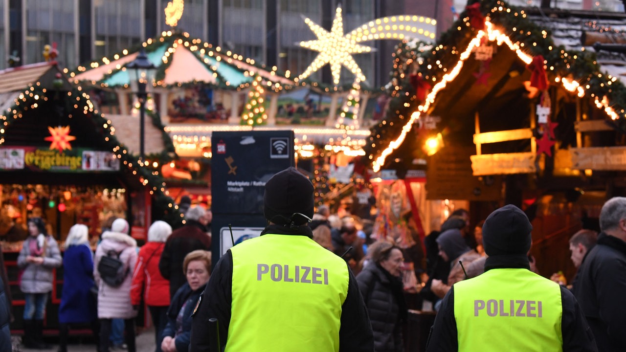 Polizisten Schnappen Dieb Auf Bremer Weihnachtsmarkt - Buten Un Binnen