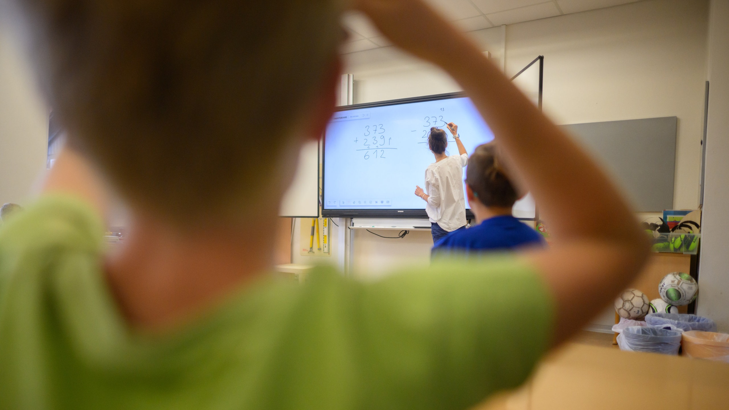 Mehr Referendare Als Geplant Beginnen Lehrerausbildung In Bremen ...