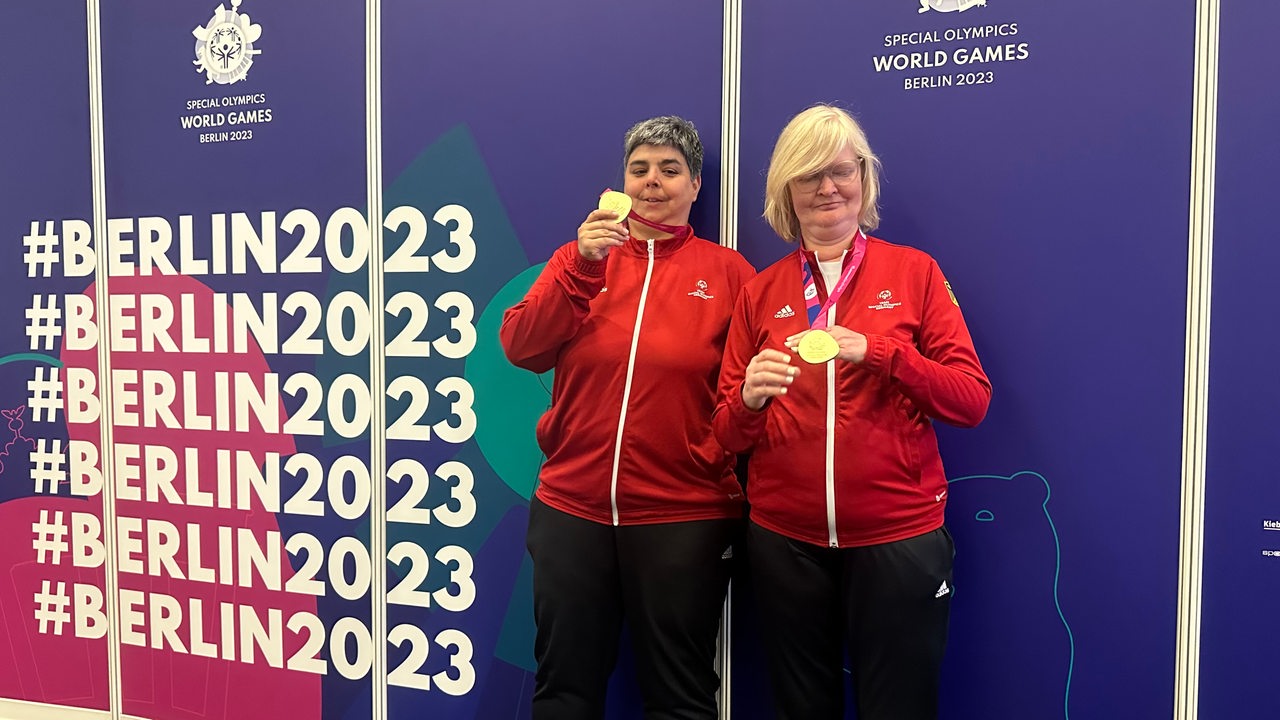 2 Bremerinnen r umen 2 Mal Gold im Boccia bei Special Olympics ab