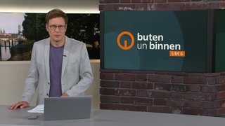 Felix Krömer im Studio von buten un binnen