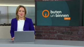 Moderatorin Lea Reinhard im Studio von buten un binnen