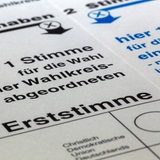 Nahaufnahme von einem Stimmzettel zur Bundestagswahl