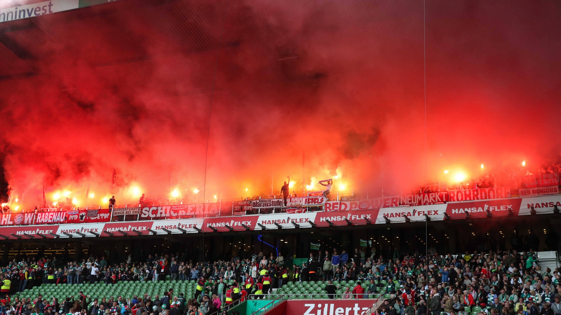 Nach Pyro-Ärger Gegen Bayern: Bremer Weser-Stadion Bekommt Spuckschutz ...